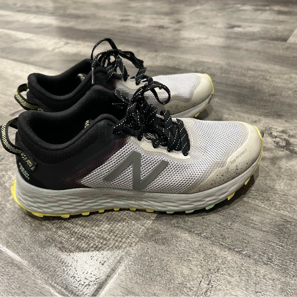 Wmns New Balance 7.5